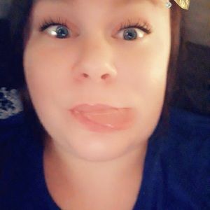 Meet your Posher, Mistie